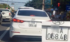 Ngán ngẩm muôn vàn chiêu “thay tên, đổi họ” cho “xế hộp”
