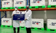 Bộ Y tế tiếp nhận 403.000 liều vaccine AstraZeneca do Chính phủ Australia trao tặng