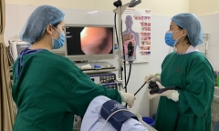 Người phụ nữ nhập viện cấp cứu do hóc xương vịt