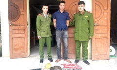 Bắt khẩn cấp đối tượng tàng trữ, chế tạo pháo nổ trái phép với số lượng lớn ở Hòa Bình