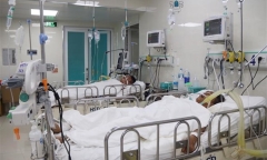 Bến Tre: 3 người tử vong, 4 người nhập viện do ngộ độc rượu