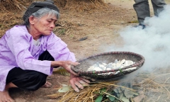 Việt Nam có loại đất lạ có thể ăn được, thậm chí ăn ngon như kẹo, giá bán tới hàng trăm nghìn đồng/kg
