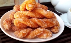 Cách làm bánh quai chèo (quẩy thừng) ngon ngọt cả nhà đều mê