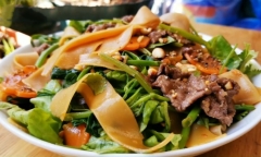 Học cách làm món bánh đa trộn siêu ngon, lạ miệng ngay tại nhà