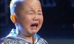 “Thần đồng nhảy” trở nên ngỗ ngược, bố mẹ hối hận vì cho con làm việc này quá sớm