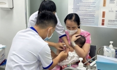 Hà Nội triển khai chiến dịch tiêm vắc xin sởi cho trẻ từ 6 đến dưới 9 tháng tuổi