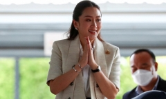 Con gái ông Thaksin đắc cử, trở thành thủ tướng trẻ tuổi nhất lịch sử Thái Lan