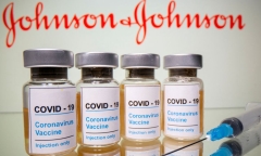 Johnson&Johnson âm thầm đóng cửa nhà máy sản xuất vaccine ngừa COVID-19