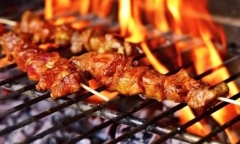 Đừng ăn những thực phẩm này vào mùa hè