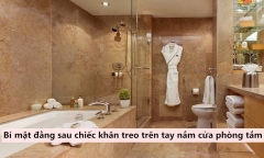 Bí mật đằng sau chiếc khăn treo trên tay nắm cửa phòng tắm