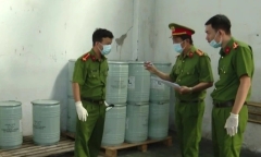 Công an TP.HCM phá đường dây buôn xyanua, tiết lộ nhiều