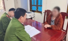 Đoạn video trong điện thoại tố cáo thủ đoạn đòi nợ 1,4 tỷ đồng của 