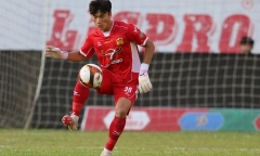 Bùi Tiến Dũng “lột xác” trở thành thủ môn có phong độ ấn tượng nhất V-League