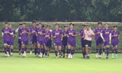  U23 Việt Nam tập nhẹ trong buổi luyện quân đầu tiên tại Qatar