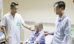 Đau bụng 10 ngày âm ỉ không hết, cụ bà 89 tuổi nhập viện phát hiện bệnh nguy hiểm
