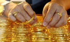 Giá vàng hôm nay 18/7: Giá vàng SJC, DOJI, PNJ giảm nhẹ