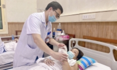 Tin tức đời sống ngày 22/6: Người phụ nữ bị dập nát 4 ngón tay vì bất cẩn lúc xay giò