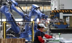 Lao động Trung Quốc đang bị thay thế bởi robot với tốc độ nhanh nhất thế giới