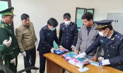Bắt giữ 8 đối tượng nhập cảnh mang theo gần 6kg ma túy