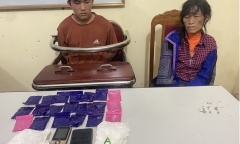 Sơn La: Bắt giữ 2 mẹ con vận chuyển 4.000 viên ma túy