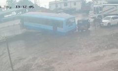 Clip: Hỏng phanh đột ngột, xe buýt  đâm tử vong 5 người, 7 người bị thương