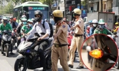 Phải bật đèn xi nhan khi nào?