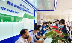 Diễn biến mới nhất trong vụ cô gái 21 tuổi tố bị bác sĩ ung bướu xâm hại