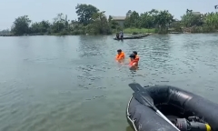 Trượt chân rơi xuống sông, nam sinh 14 tuổi đuối nước thương tâm
