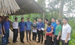 Hà Giang: Đi soi cua dưới suối, 2 em nhỏ đuối nước thương tâm