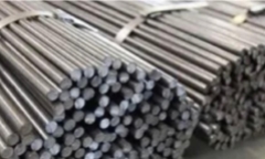 Bốc dỡ sắt thép từ xe tải, người đàn ông bị bó sắt đè tử vong thương tâm 