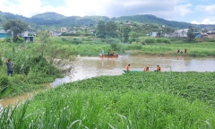 Bơi qua sông để trở về nhà, bé trai 7 tuổi bị nước cuốn tử vong thương tâm