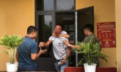 Đình chỉ công tác một cán bộ công an xã để điều tra hành vi cố ý gây thương tích