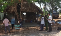 Vụ người đàn ông chăn bò thuê chết trong tư thế treo cổ ở cổng nghĩa trang: Hiện trường lạ