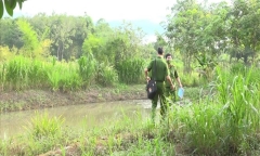 Vụ thi thể nam giới dưới ao nước ở Bình Phước: Nạn nhân nằm trong tư thế lạ