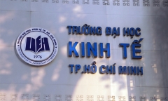 Nhìn lại điểm chuẩn Đại học Kinh tế TP.HCM 5 năm qua: Tăng – giảm thế nào?