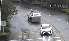 Clip: Xe tải