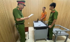Lật tẩy đường dây