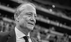 Cựu tiền đạo lừng danh của bóng đá Pháp qua đời ở tuổi 72