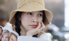 Hiền Thục khoe nhan sắc như gái 