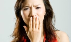 Chồng hoang tưởng con mình là con của vợ và tình cũ