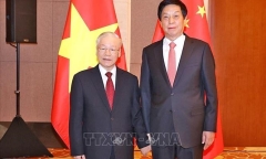 Tổng Bí thư Nguyễn Phú Trọng hội kiến Ủy viên trưởng Nhân đại Trung Quốc Lật Chiến Thư