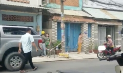Nghe tiếng hô hoán lúc nửa đêm, kinh hãi phát hiện vợ chết, chồng nguy kịch trong phòng trọ