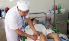 Tin tức đời sống ngày 1/3: Mổ đóng đinh 2 chân cùng lúc cho bé 15 tuổi bị tai nạn nghiêm trọng