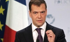 Ukraine truy nã TT Yanukovich, Nga phẫn nộ