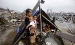Philippines: Nạn nhân siêu bão Haiyan trong cơn tuyệt vọng