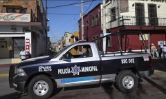 Đáp trả chính phủ, băng đảng Mexico liều lĩnh truy sát tận nhà các sỹ quan cảnh sát
