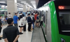 Gần 166.000 lượt khách đi tàu Cát Linh – Hà Đông trong tuần đầu vận hành