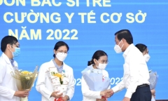 Lần đầu tiên gần 300 bác sĩ trẻ ở TP.HCM được đưa về trạm y tế thực hành