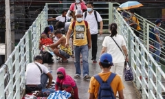 Philippines phong tỏa vùng thủ đô Manila sau khi bị biến thể Delta hoành hành 