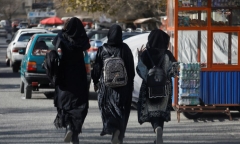 Nữ sinh Afghanistan bị cấm thi đầu vào đại học